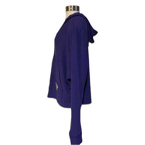 NEW Washington Huskies Colosseum Athletics Purple V Neck Pullover  Women's M - Picture 6 of 10